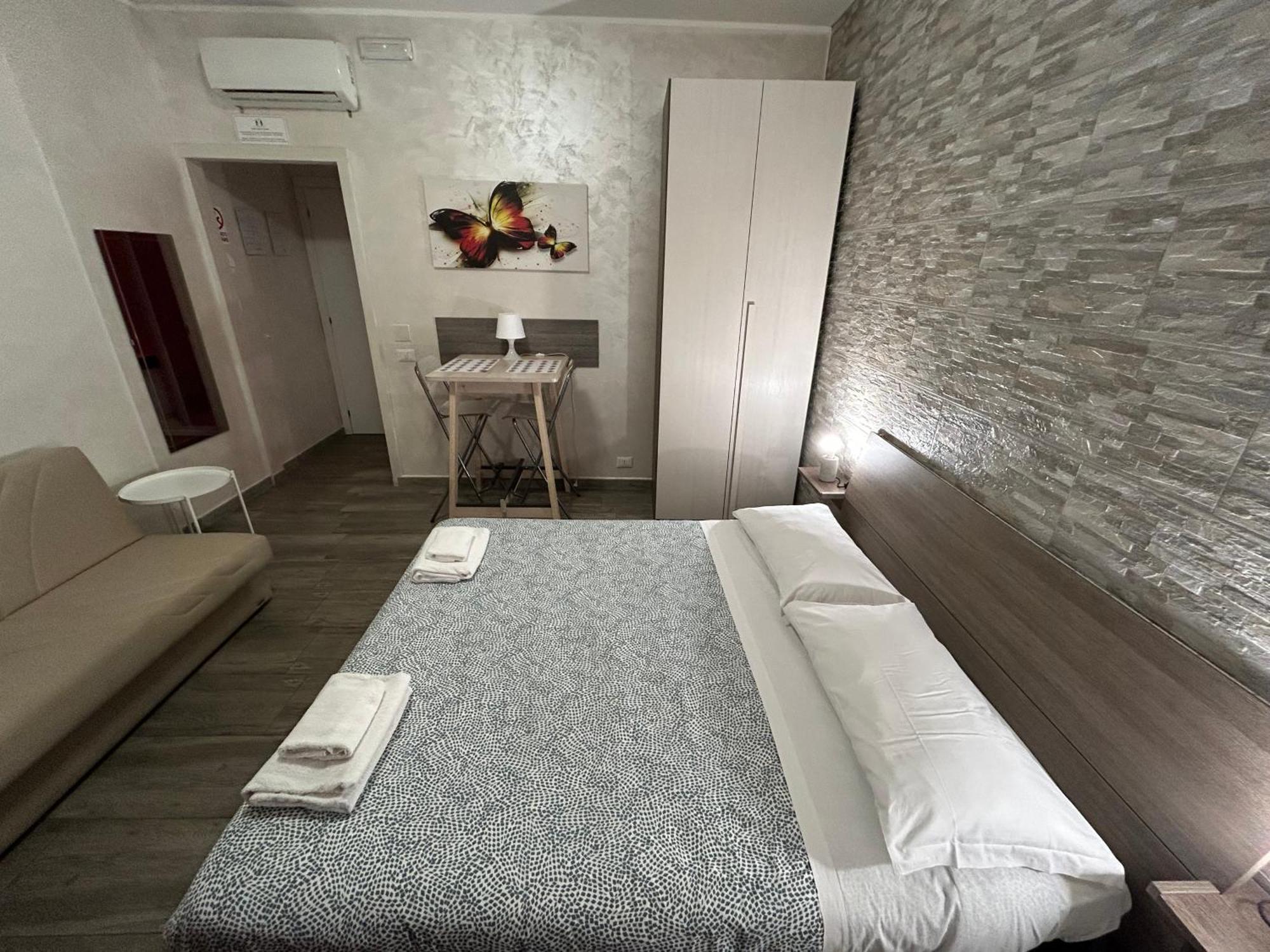 Guest House Il Faraone Fiumicino Exterior foto